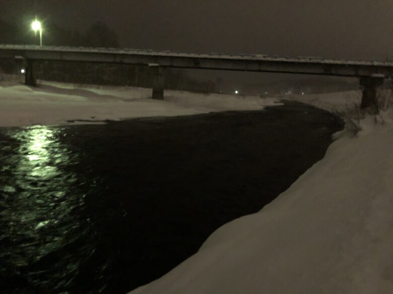 冬のトラウトは夜釣が可能なのか 道北貧釣