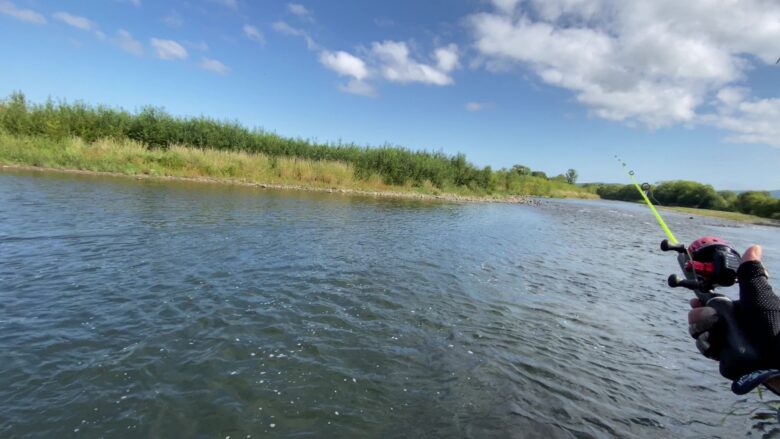 病院帰りに釣りにいったらポンコツのスピンキャストでアメマスにボコられた話 道北貧釣